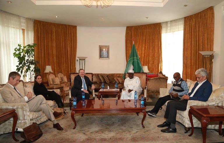 جانب من لقاء موسى فكي المبعوث الخاص للقرن الأفريقي