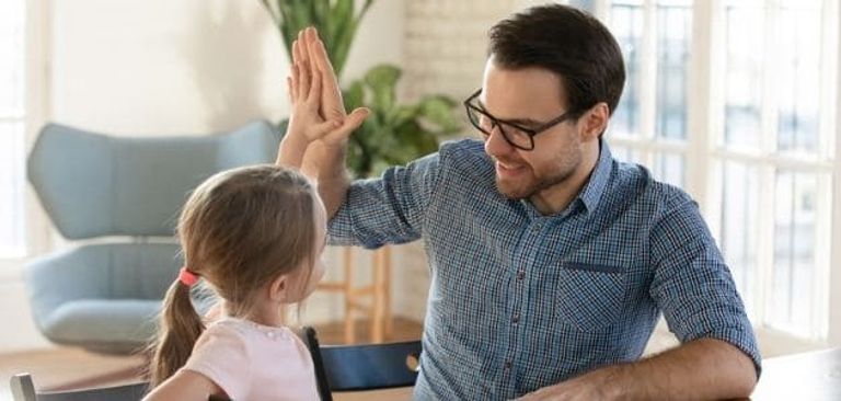 تربية الأطفال تعتمد على تعزيز ثقتهم بأنفسهم - أرشيفية