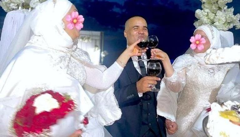 رشيد بوديوة عريس الجزائر مع عروستيه