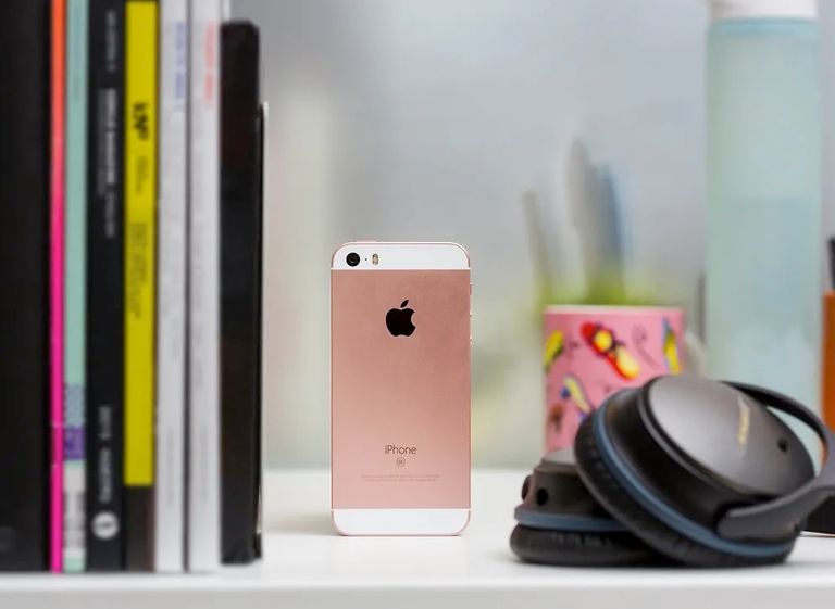 آيفون SE 2016 إصدار آيفون 2007