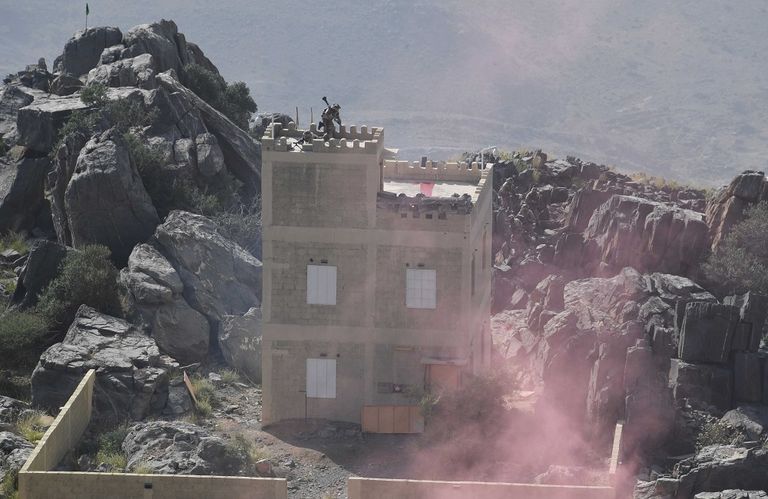 بعض كبار القادة العسكريين في مصر وسلطنة عمان