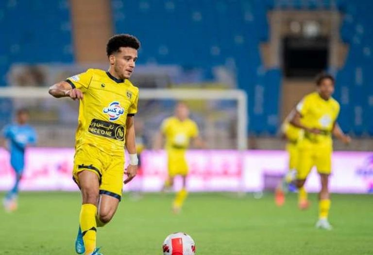 مصطفى فتحي كاسيو حارس التعاون السعودي السابق