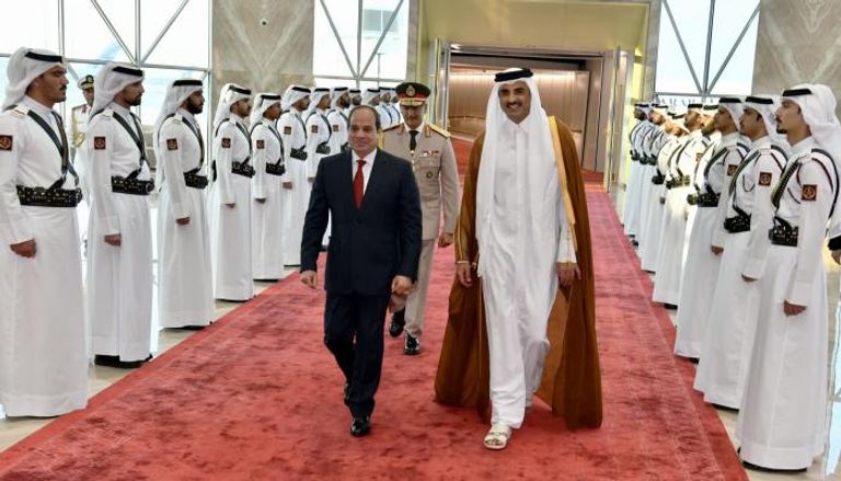 أمير قطر يستقبل الرئيس المصري عبدالفتاح السيسي في الدوحة