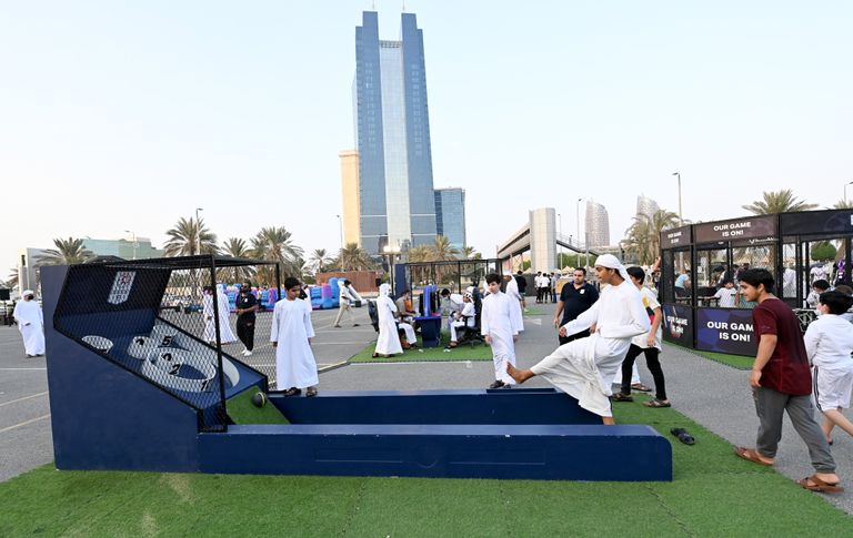 الحضور الجماهيري في مباراة الجزيرة والعين