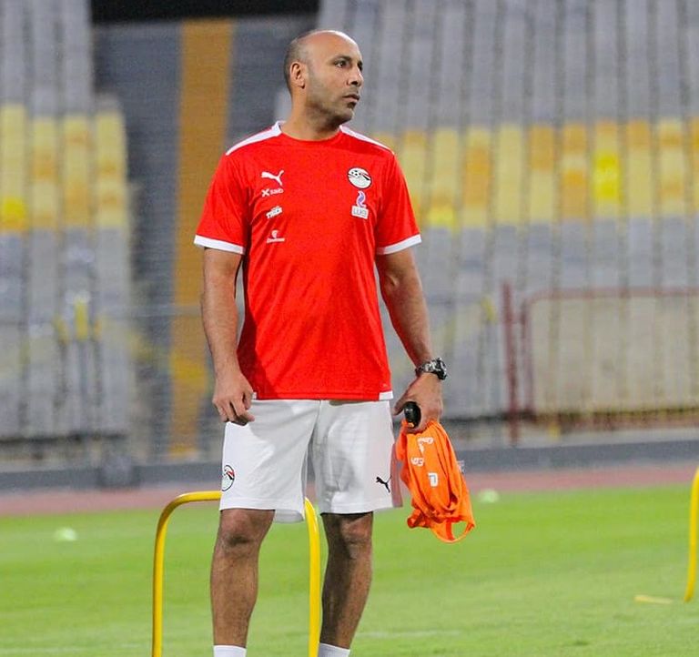 روي فيتوريا وجهازه الفني