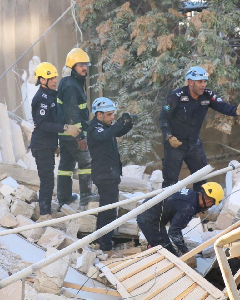 تواصل عمليات إنقاذ ضحايا عقار  اللويبدة في الأردن