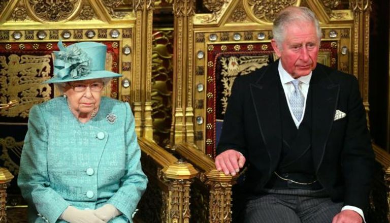 الملك تشارلز والملكة إليزابيث الراحلة