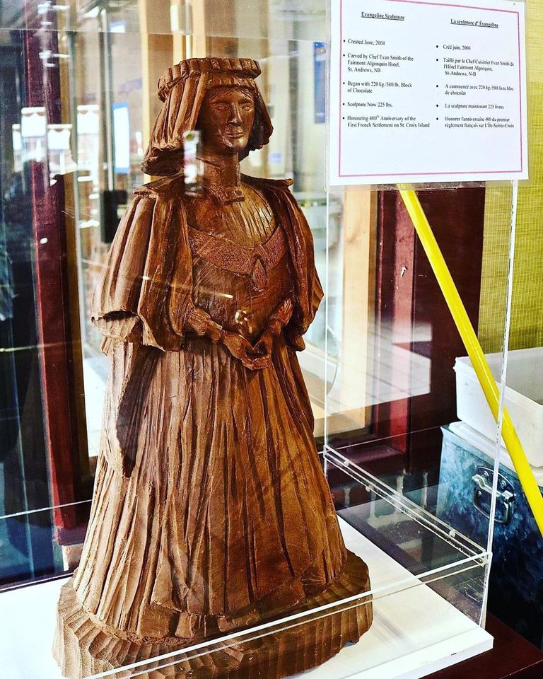  عالم كادبوري