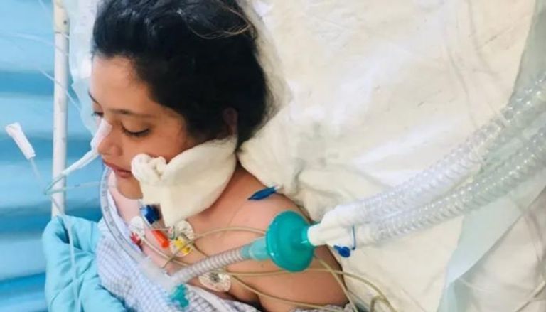 الفتاة الإيرانية مهسا أميني