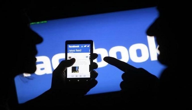 تطبيق فيسبوك المنصة الأولى في العالم جذباً للمستخدمين