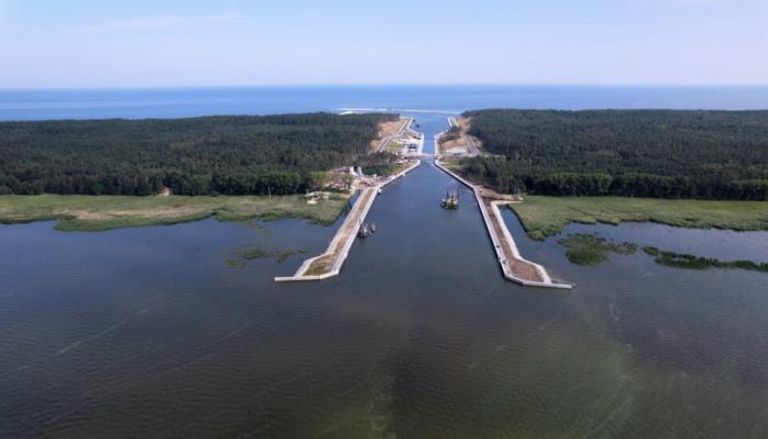 بولندا تدشن قناة نحو البلطيق تجنبا للمياه الروسية