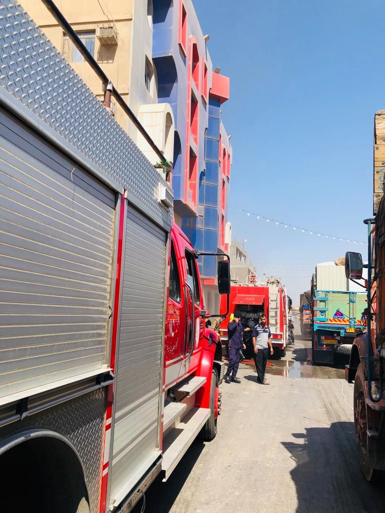 جهود إخماد حريق فندق وسط كربلاء