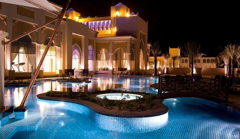 منتجع العرين البحرين أحد أفضل المنتجعات في البحرين أفضل المنتجعات في البحرين وتكاليف السياحة بها