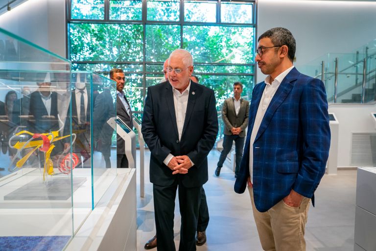 الشيخ عبدالله بن زايد آل نهيان في جامعة