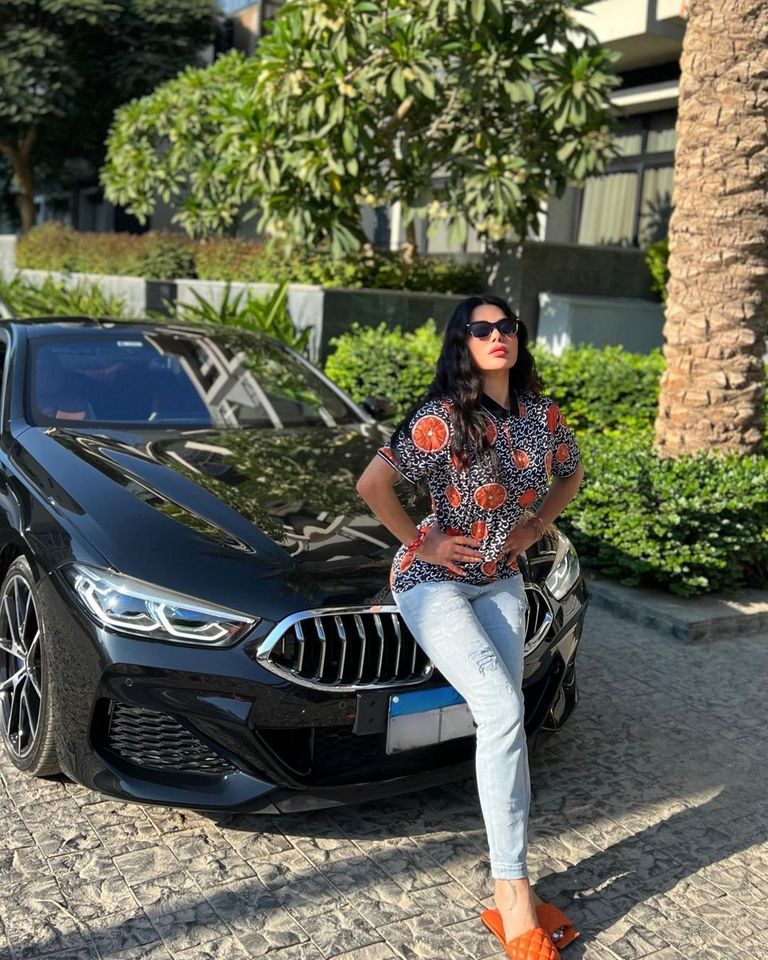 جانب من الإطلالات الصيفية للنجمات