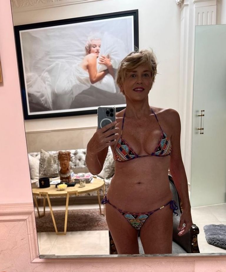 جانب من الإطلالات الصيفية للنجمات