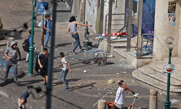 عناصر من الأمن الفلسطيني بنابلس - الفرنسية