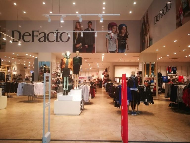 مول سوكو ألتو أحد أفضل مركز التسوق في طنجة مراكز التسوق في طنجة - أرشيفية