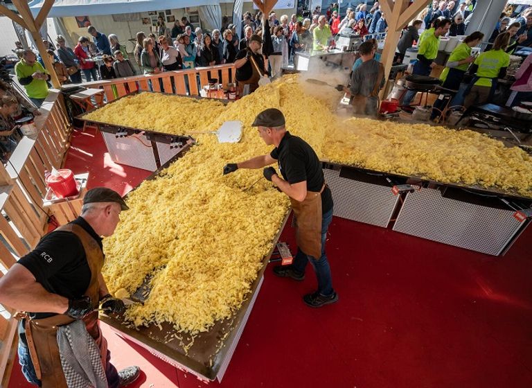 الفطيرة حطمت رقما عالميا صمد 32 عاما