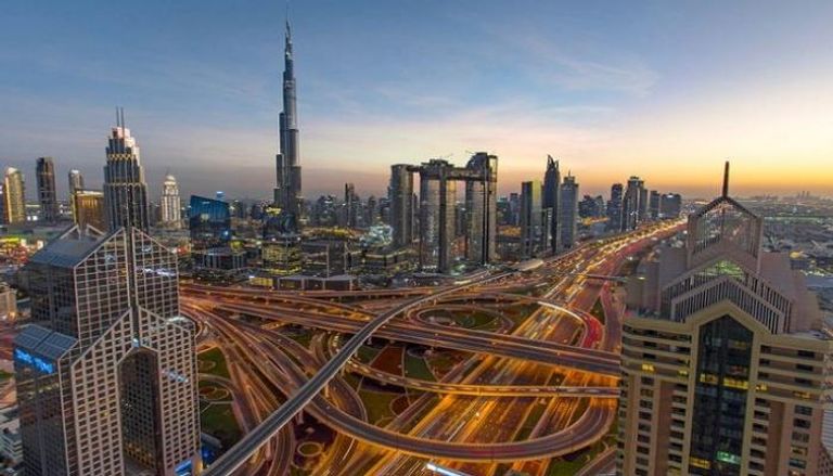 الإمارات تتصدر رغبات الشباب العربي للمعيشة