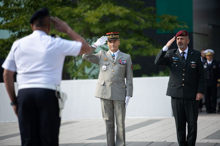 كوخافي في فرنسا