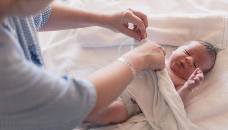 الفتاة جرى خلطها مع أخرى عقب الولادة بعشر دقائق