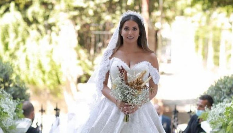 الإعلامية اللبنانية الراحلة فيا بربر يوم زفافها .. أرشيفية 