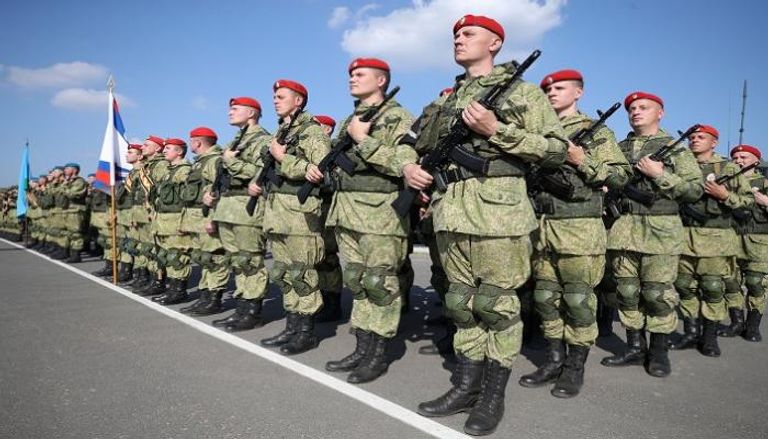 جنود بالجيش الروسي