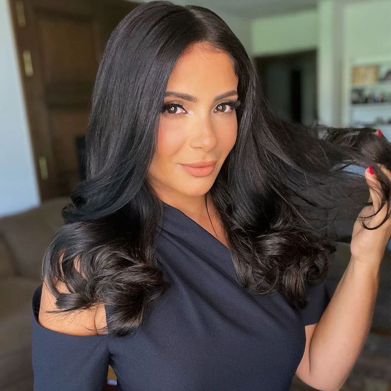 منى زكي في ضيافة برنامج "سهرانين" الفنانة المصرية منى زكي