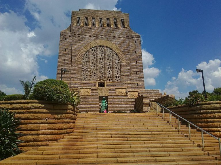 نصب "Voortrekker" التذكاري أحد أماكن السياحة في بريتوريا السياحة في بريتوريا