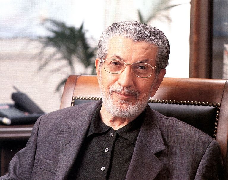 صبري أولكر صبري أولكر