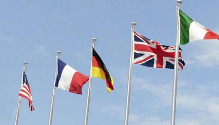 أعلام الولايات المتحدة وفرنسا وألمانيا وبريطانيا وإيطاليا - أرشيفية