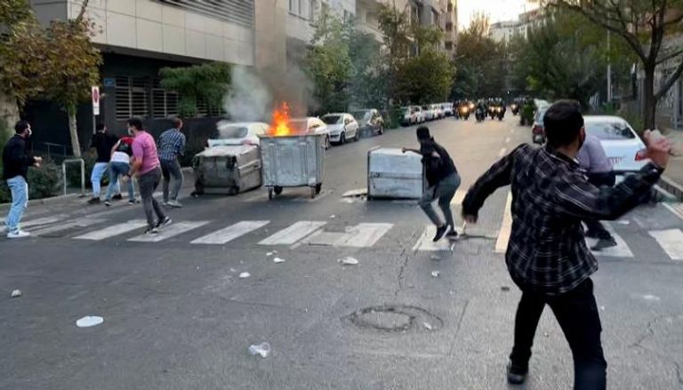 احتجاجات عارمة في إيران عقب مقتل مهسا أميني