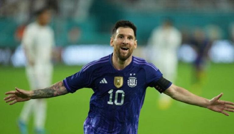 ليونيل ميسي قائد منتخب الأرجنتين