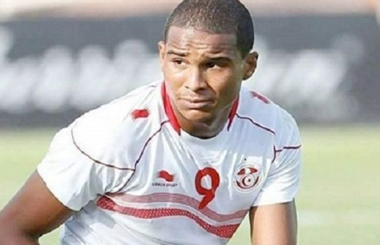 سيف الجزيري بقميص الإفريقي التونسي سيف الجزيري لاعب الزمالك