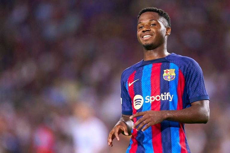 تشافي هرنانديز مدرب برشلونة