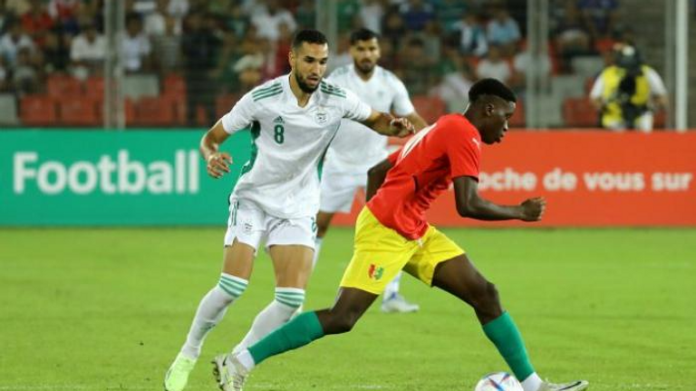 نبيل بن طالب نجم منتخب الجزائر ضد غينيا