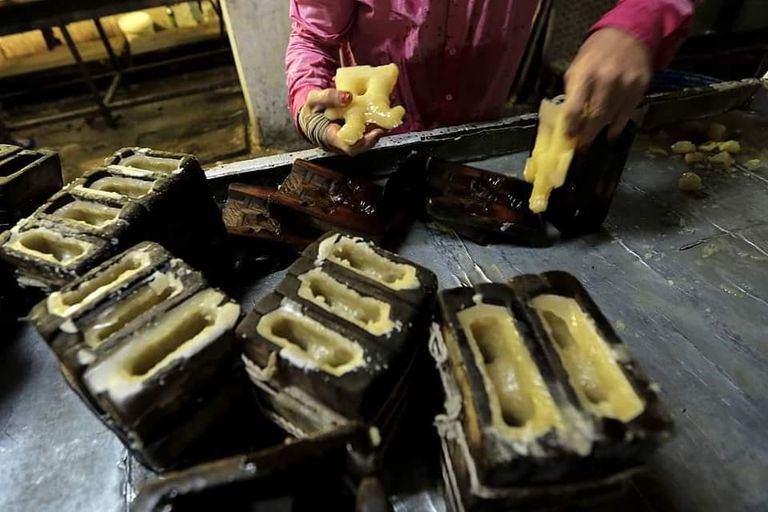 صناعة حلوى المولد النبوي في مصر صناعة حلوى المولد النبوي في مصر