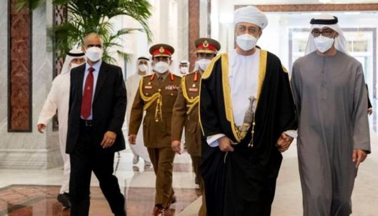 رئيس دولة الإمارات يزور  سلطنة عمان