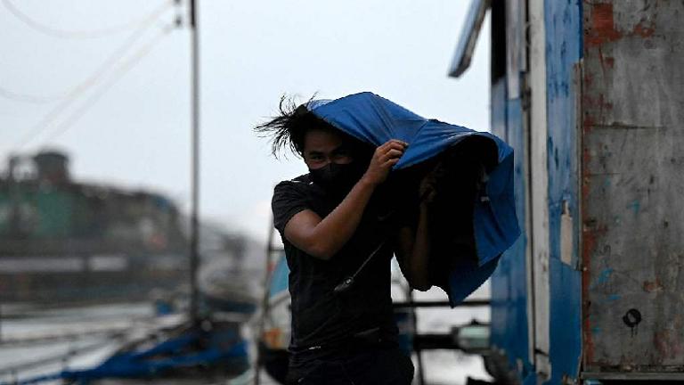 تصاعد شدة إعصار نورو في الفلبين