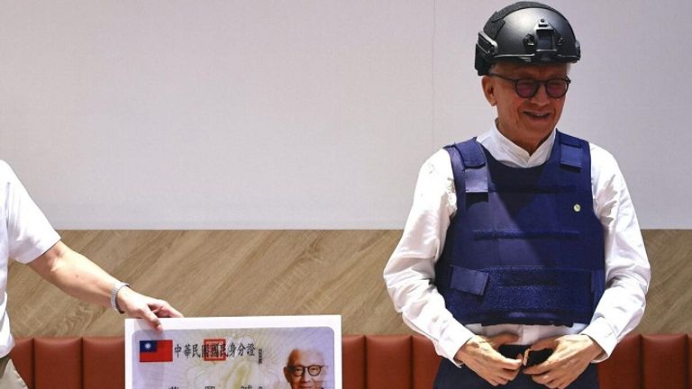 الملياردير التايواني الشهير، روبروت تساو