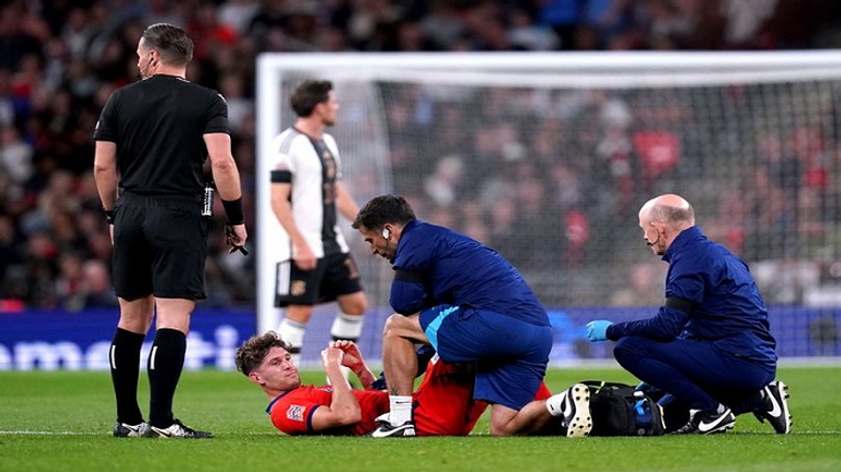 إصابة جون ستونز مدافع منتخب إنجلترا ضد ألمانيا