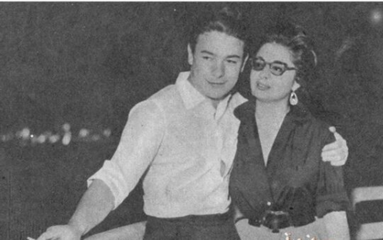 الفنان أحمد رمزي