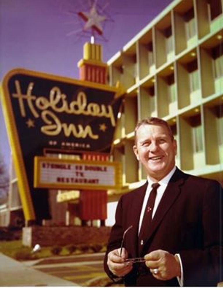 والاس جونسون