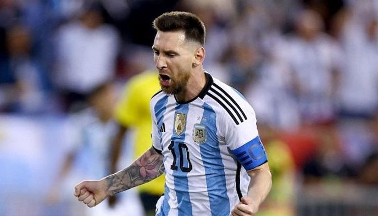 ليونيل ميسي قائد منتخب الأرجنتين