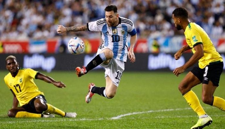ليونيل ميسي نجم منتخب الأرجنتين ضد جامايكا