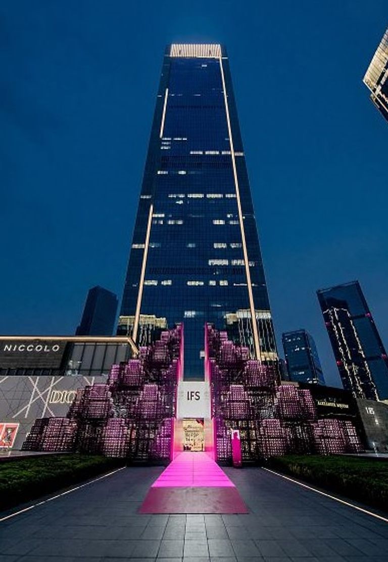 بوابة الشرق.. عمل فني سعودي في الصين