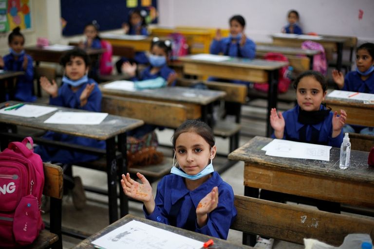 متابعة سلوك الطفل المدرسي يحتاج مشاركة الآباء والمعلمين - أرشيفية