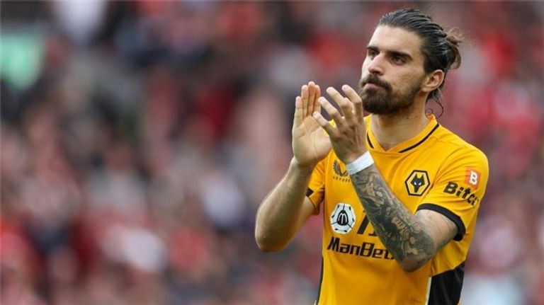 تشافي هيرنانديز مدرب برشلونة