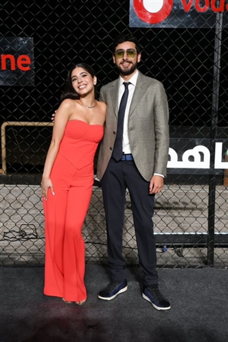 مايان السيد وتيام مصطفى قمر في احتفالية "شاهد" و"فودافون" مايان السيد مع تيام مصطفى قمر في احتفالية